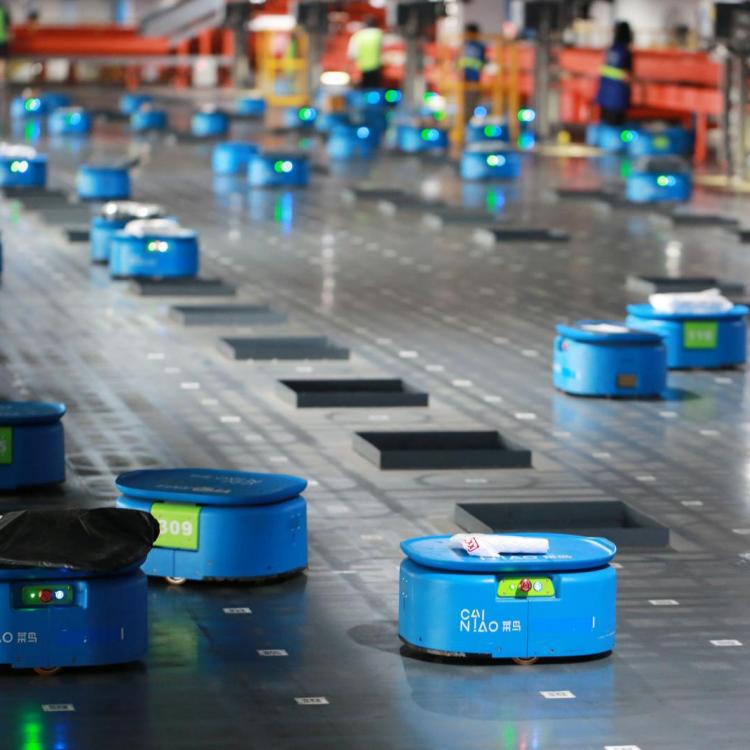 Explainable Multi-Agent Path Finding (XMAPF)